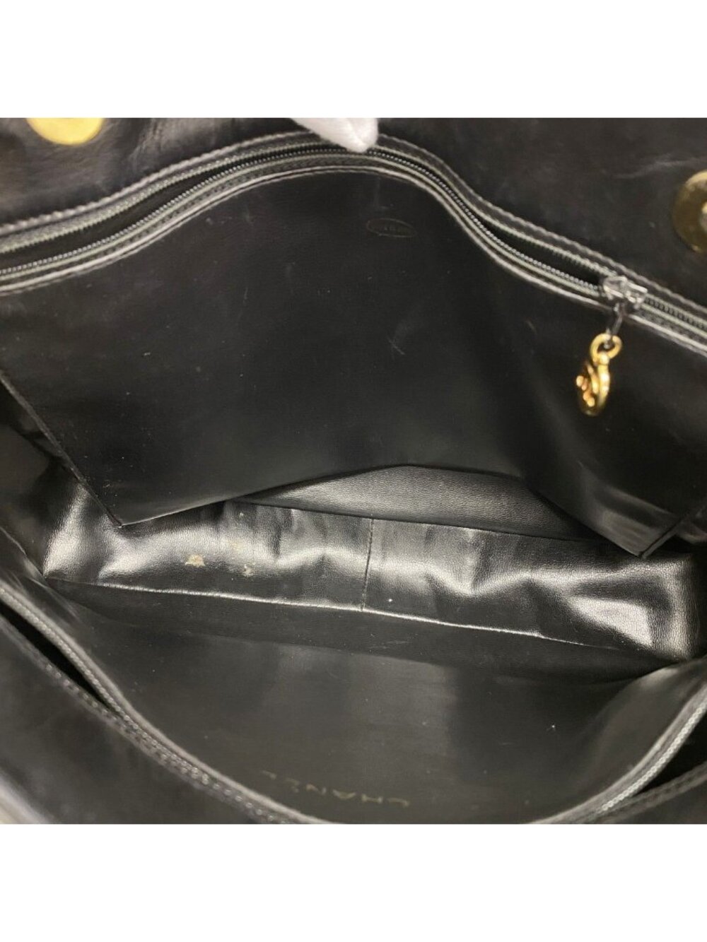 Chanel Chain Tote Lambskin Black Gold - Picture 4 of 10